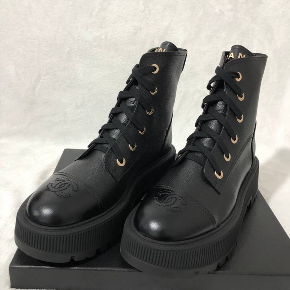 Chanel platform boots size 40 - Picture 8 of 8